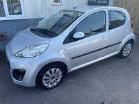 PEUGEOT 107