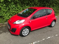 PEUGEOT 107