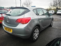 VAUXHALL ASTRA