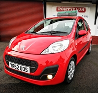 PEUGEOT 107