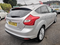 FORD FOCUS