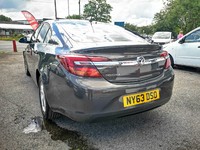 VAUXHALL INSIGNIA