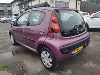 PEUGEOT 107