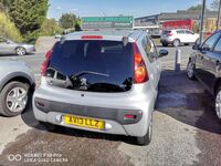 PEUGEOT 107
